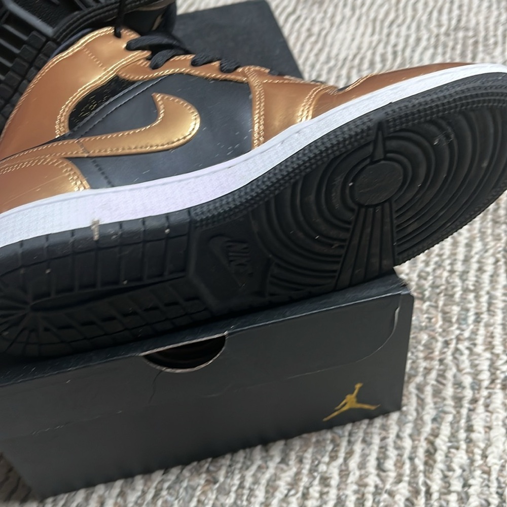 Nike - Picture 6 of 7
